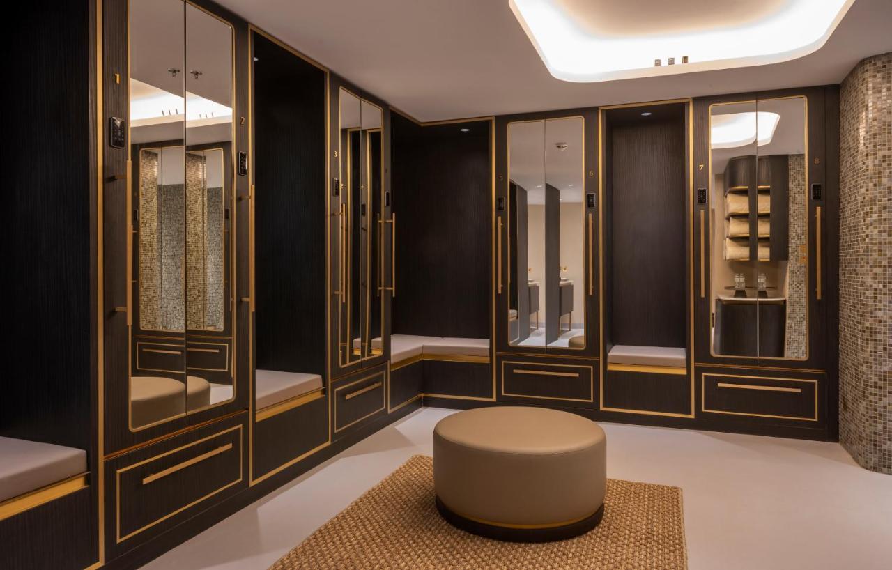 Jareed Hotel Riyadh Exterior photo The dressing room at the Four Seasons Hotel, London